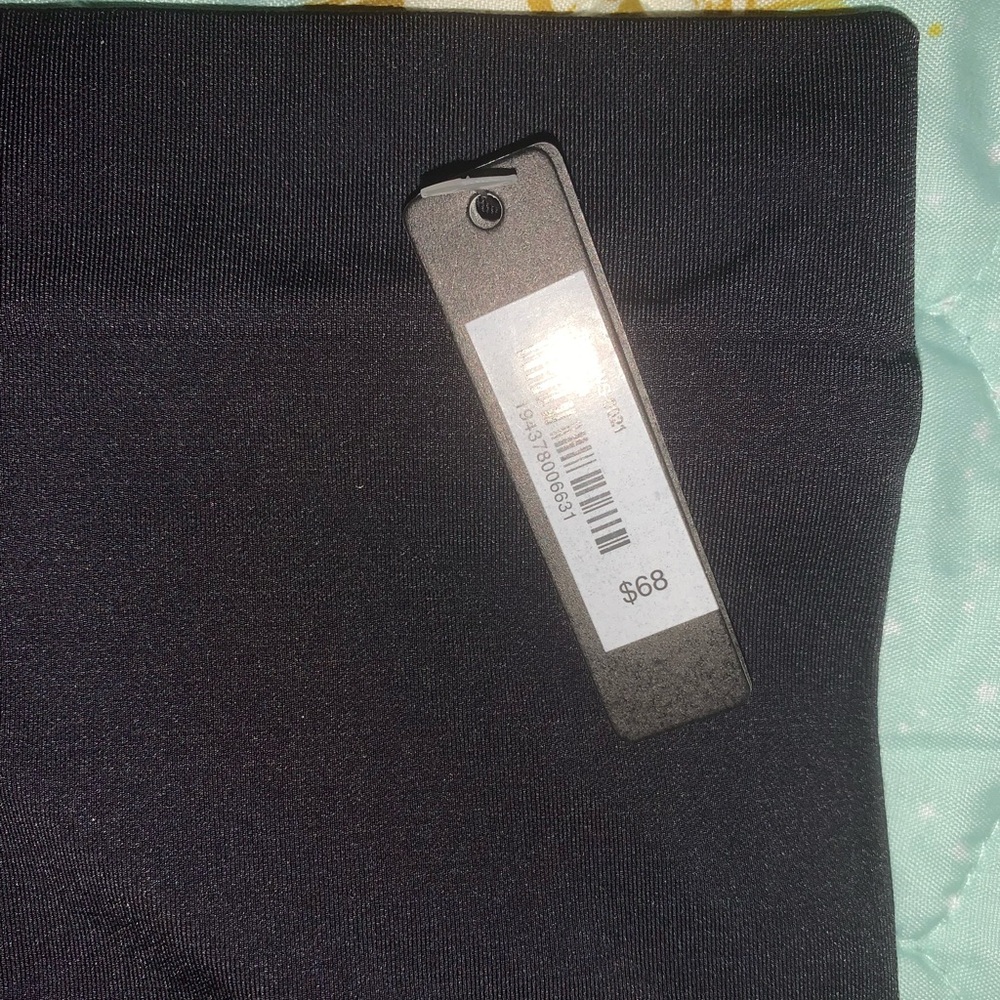 SKIMS compression thong WITH tags attached  highwaisted bonded thong size medium